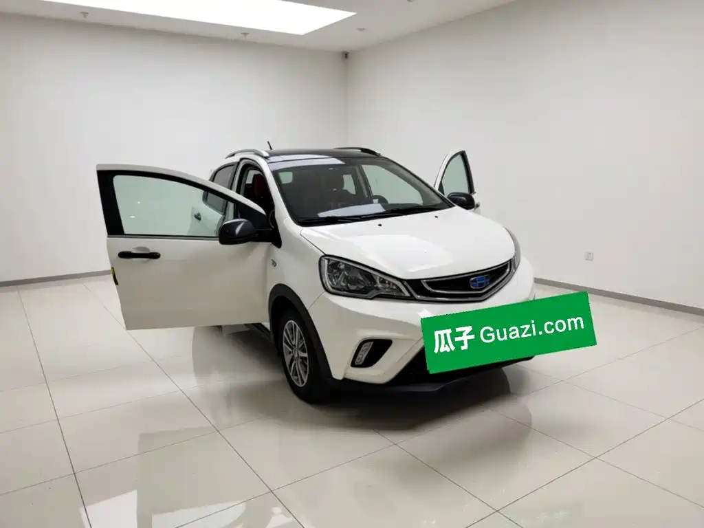 Geely Vision X1 — миниатюра 3