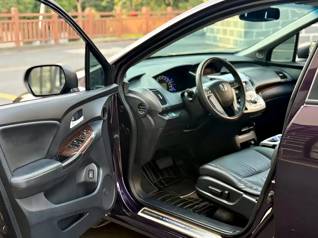 Honda Odyssey — миниатюра 8