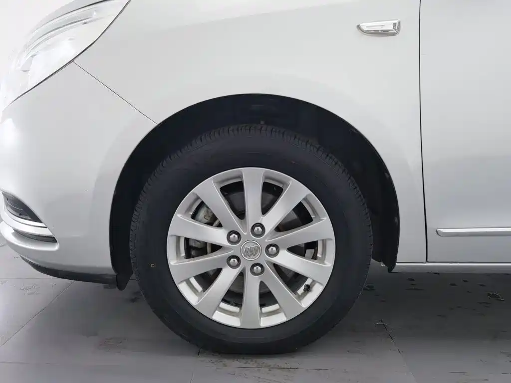 Buick GL8 — миниатюра 17