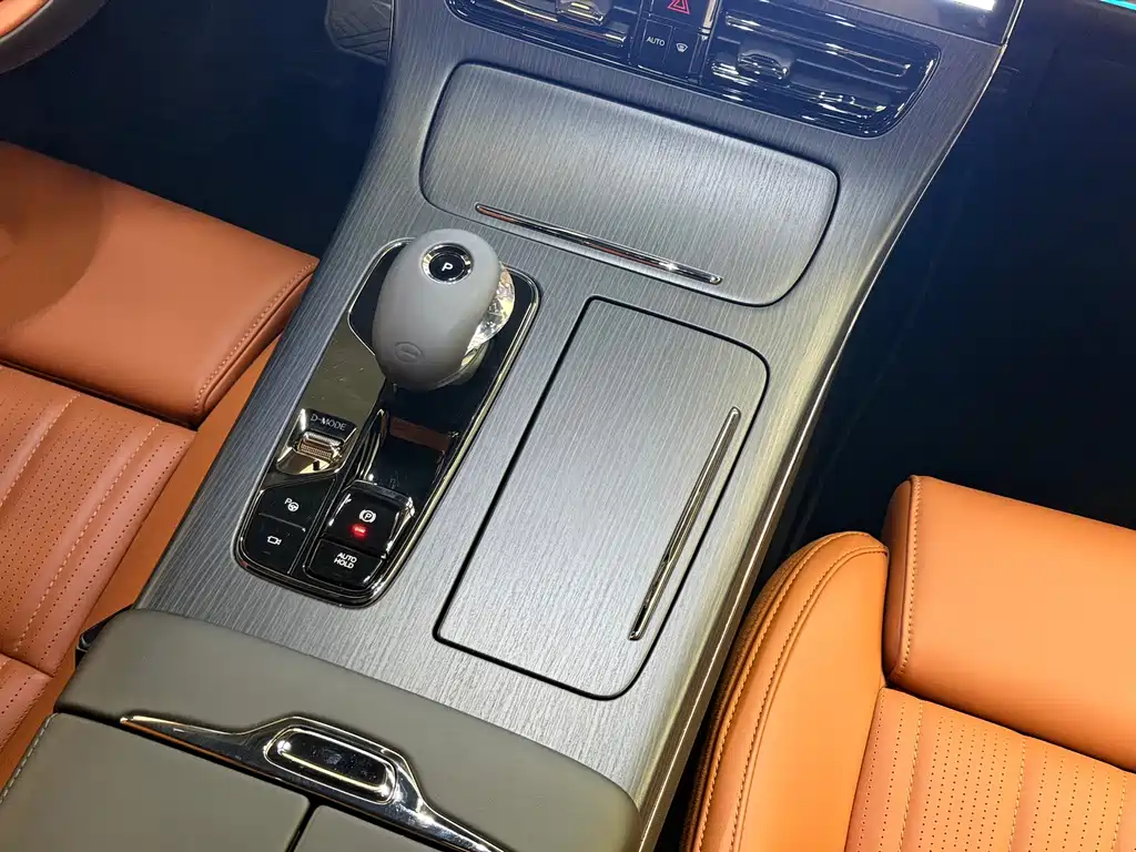 GAC Motor Trumpchi E9 — миниатюра 17