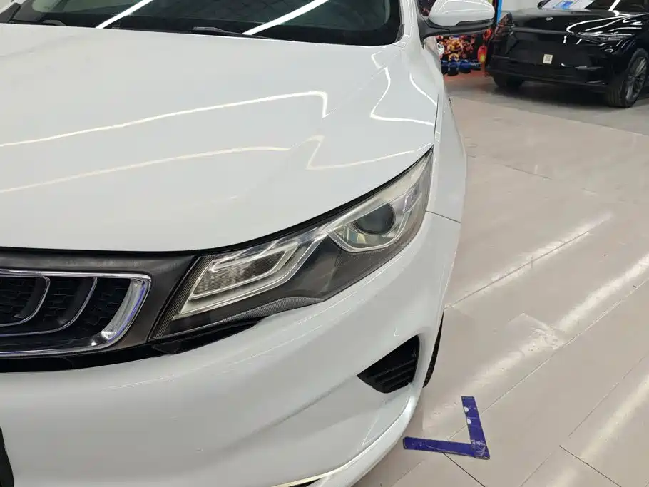 Geely Emgrand GL — миниатюра 5