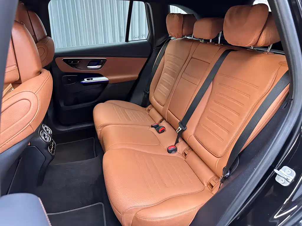 Mercedes-Benz GLC — миниатюра 9