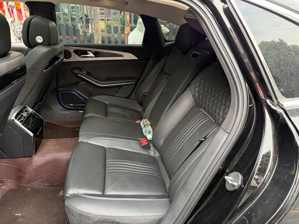 Hongqi Hongqi H9 — миниатюра 12