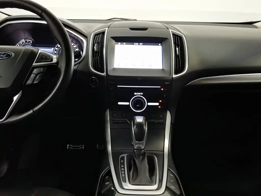 Ford Edge — миниатюра 12