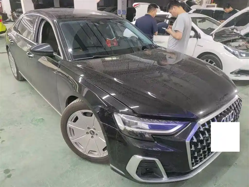Audi A8 2023