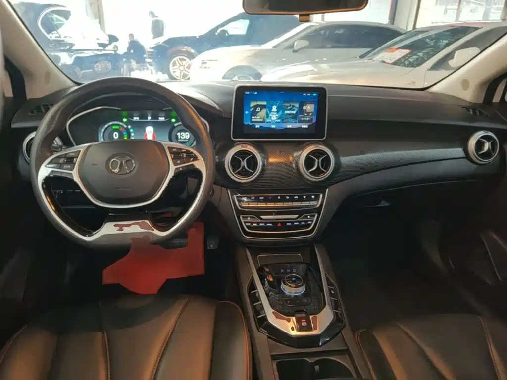 BAIC EU5 — миниатюра 10