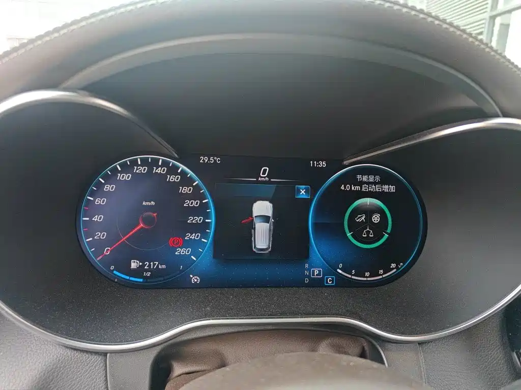 Mercedes-Benz GLC — миниатюра 7