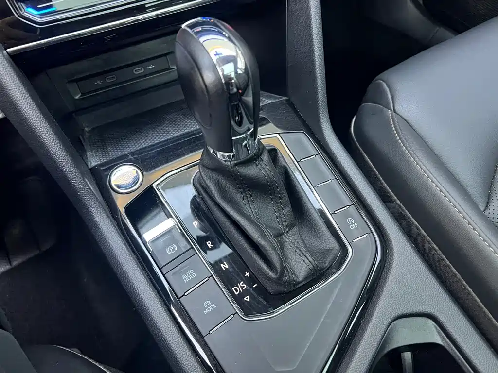 Volkswagen Tharu — миниатюра 11