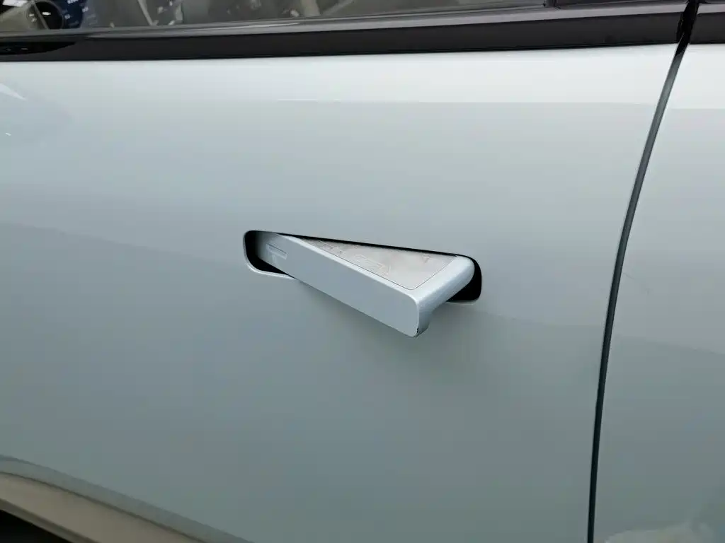 Geely Icon — миниатюра 18