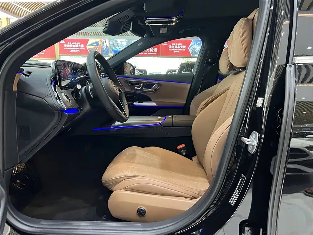 Mercedes-Benz E-Class E 2024 E 300 L Fashion