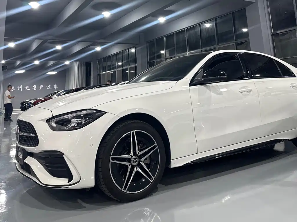 Mercedes-Benz C-Class — миниатюра 8