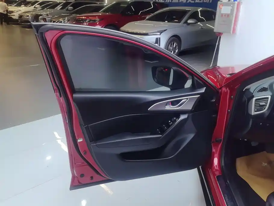 Mazda 3 Axela — миниатюра 7