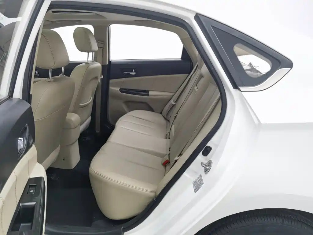 Changan Eado — миниатюра 15