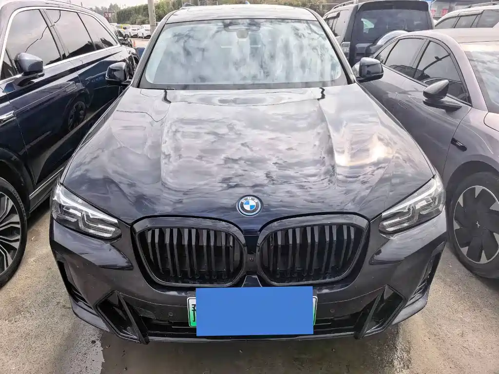BMW iX3 — миниатюра 2