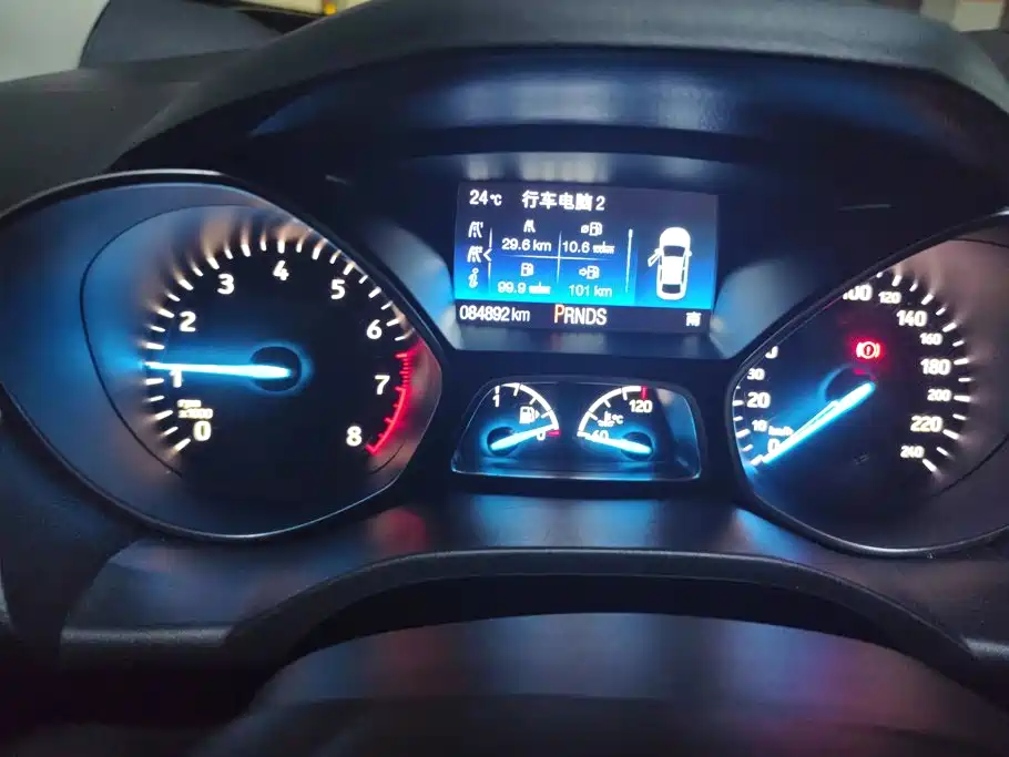 Ford Kuga — миниатюра 14