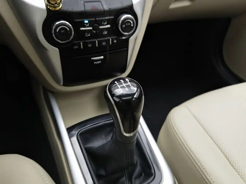 Changan Eado — миниатюра 13