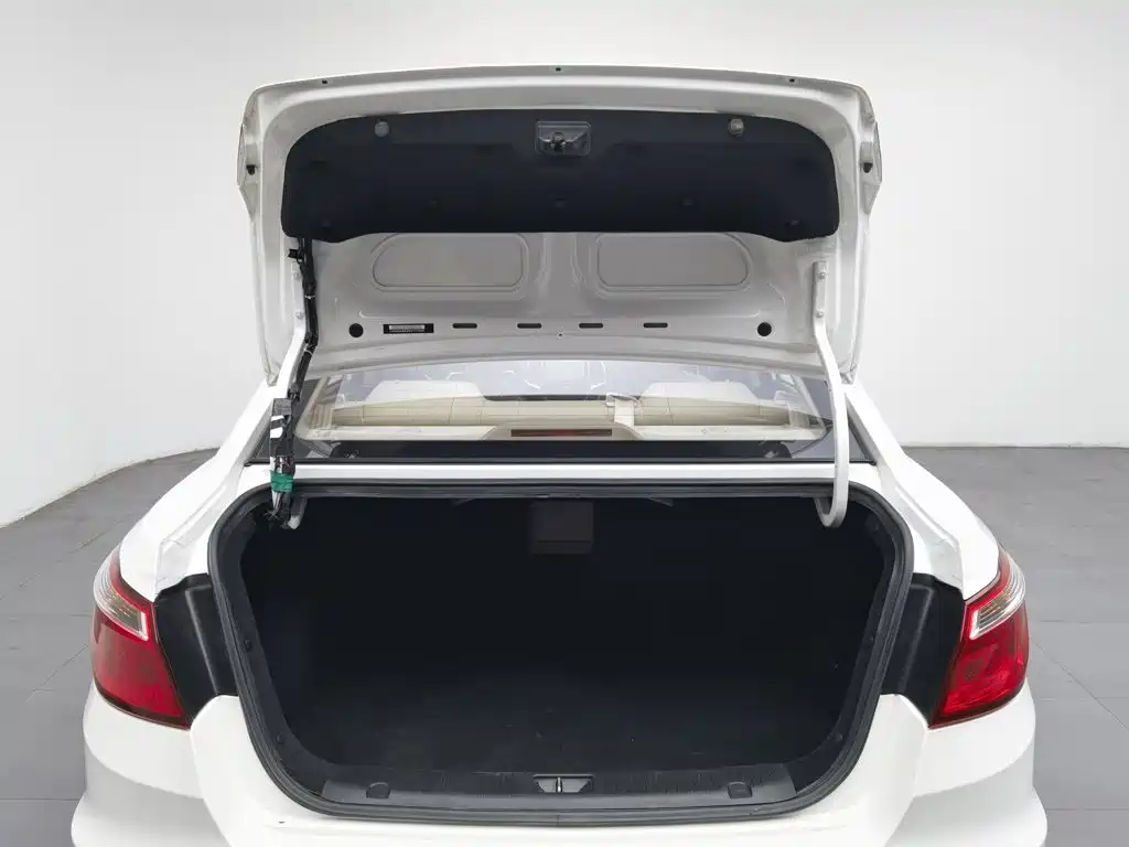 Changan Eado — миниатюра 16