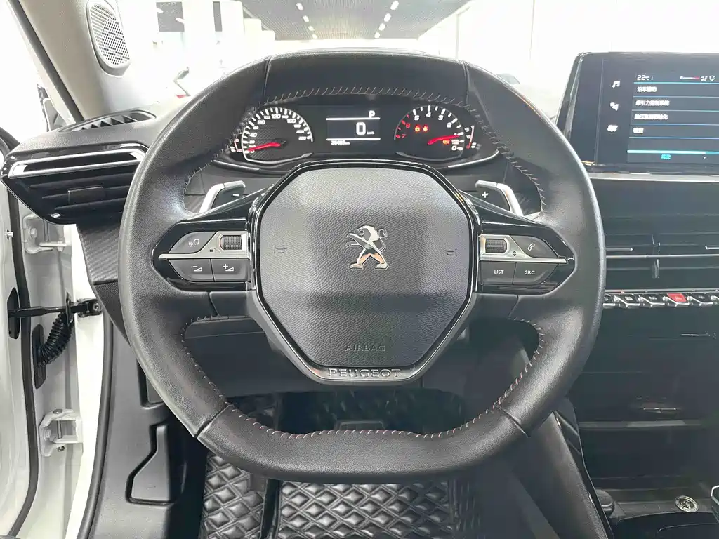 Peugeot 2008 2022 230THP THE ONE