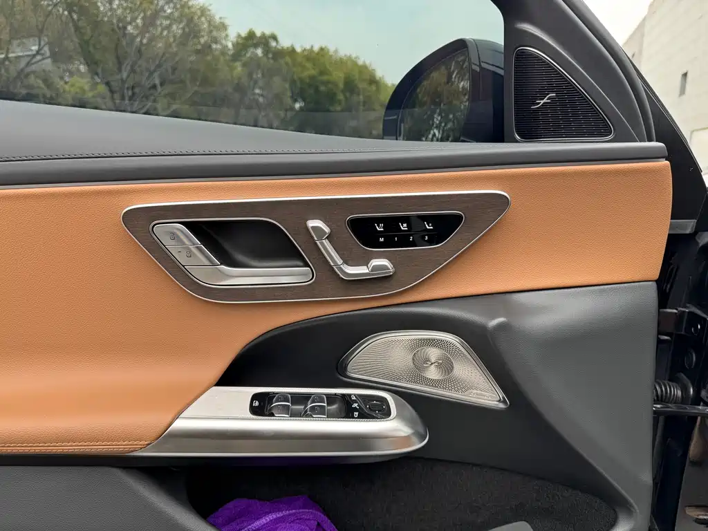 Mercedes-Benz E-Class E 2025 E 300 L Luxury