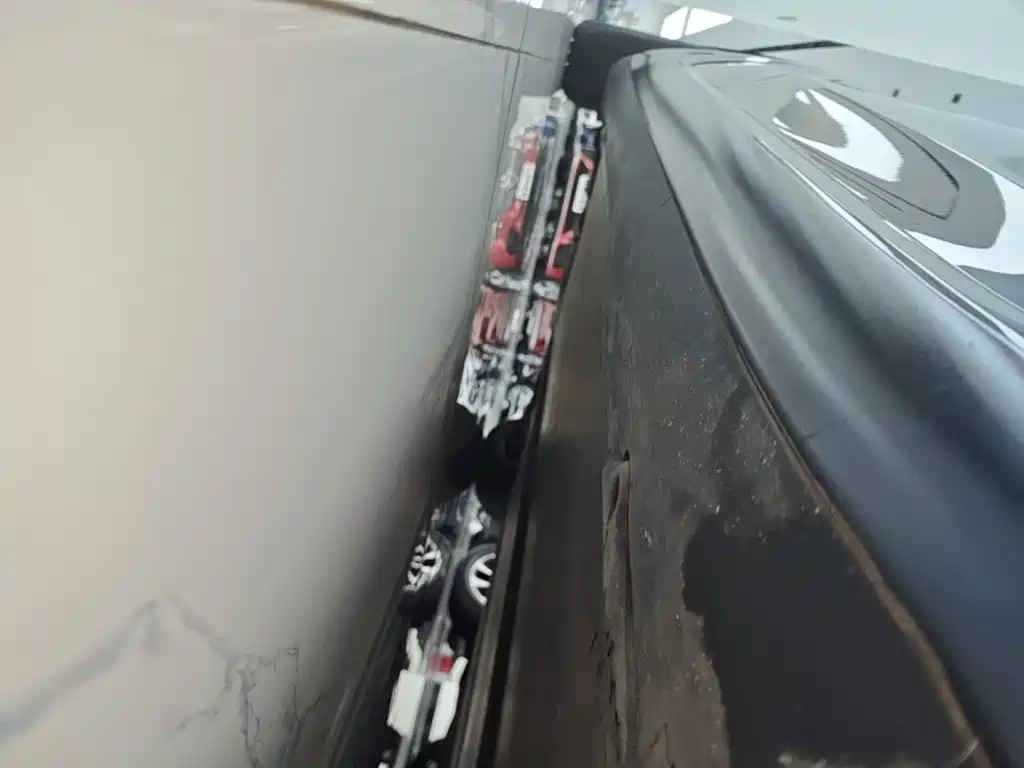 Tesla Model 3 — миниатюра 21