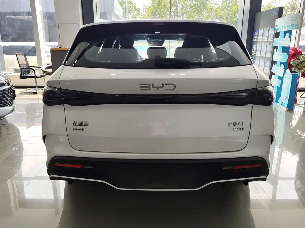 BYD Seal 06 DM-i Touring — миниатюра 4