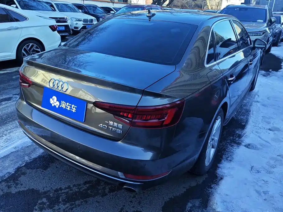 AUDI A4L
