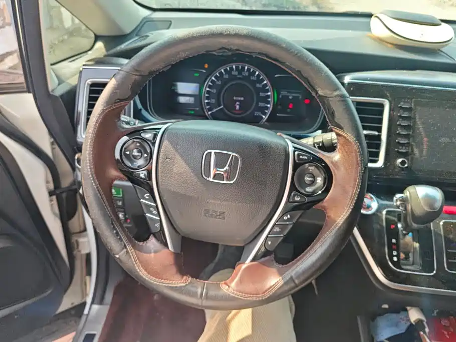 Honda Elysion — миниатюра 15