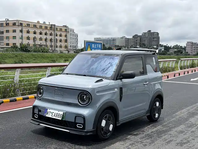 2025 Geely LC (Panda)