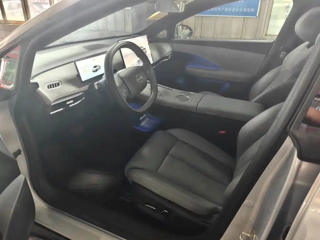 Nissan N7 - фото 5