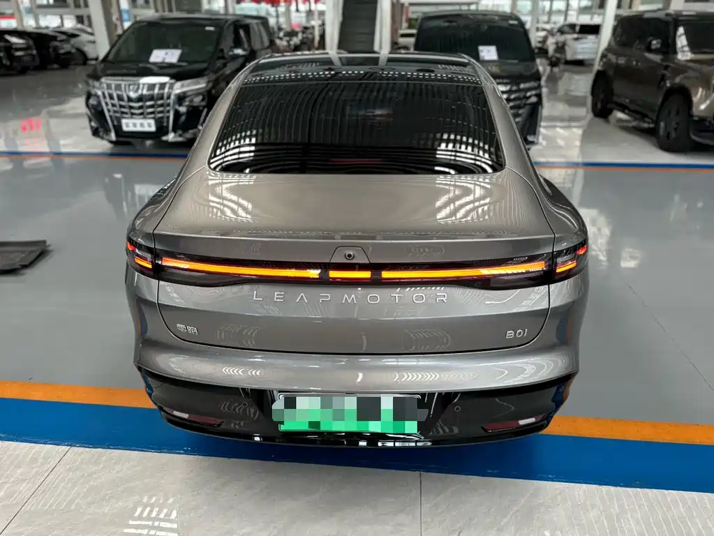 Leapmotor Leapmotor B01 — миниатюра 20