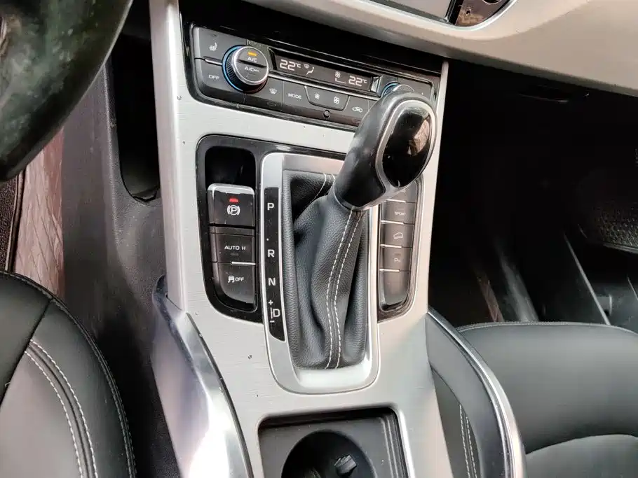 Geely Boyue — миниатюра 16