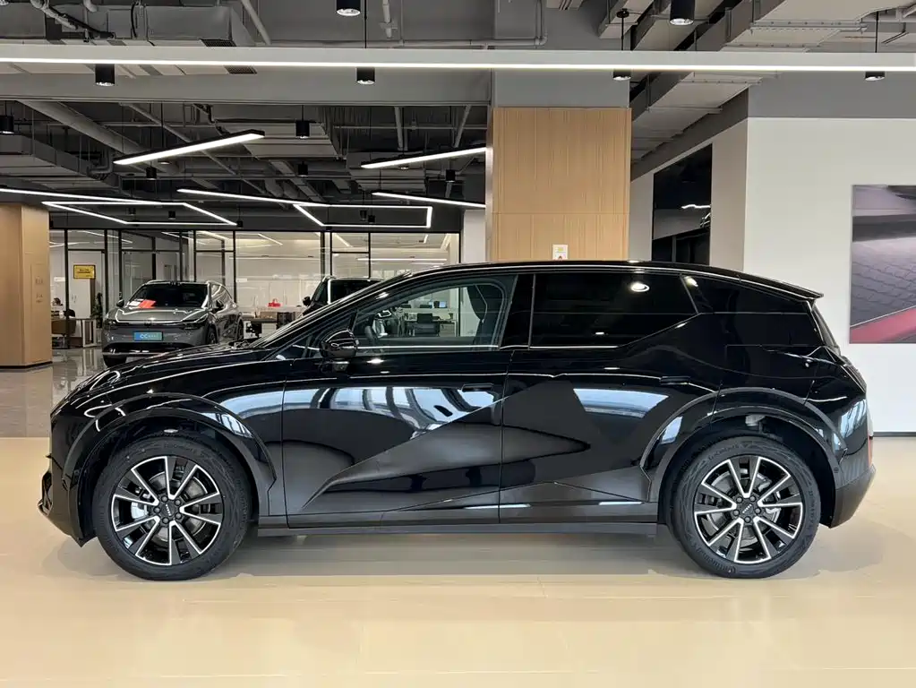 Zeekr X 2025 мест