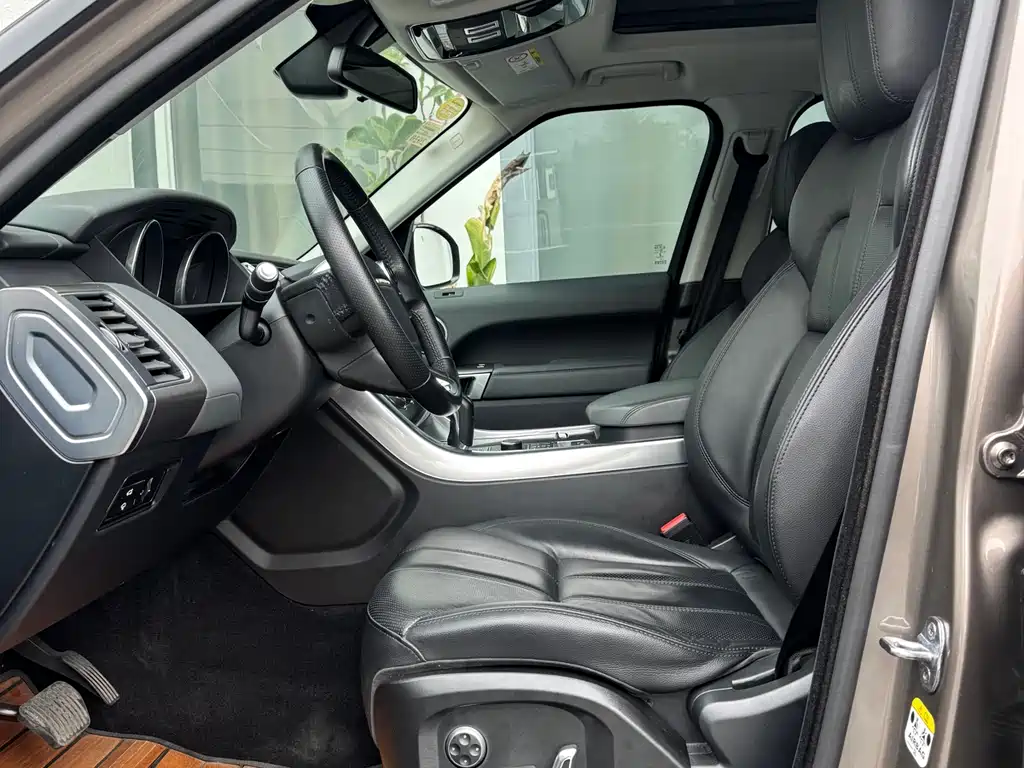 Land Rover Range Rover Sport 2016 3.0 SDV6 HSE DYNAMIC