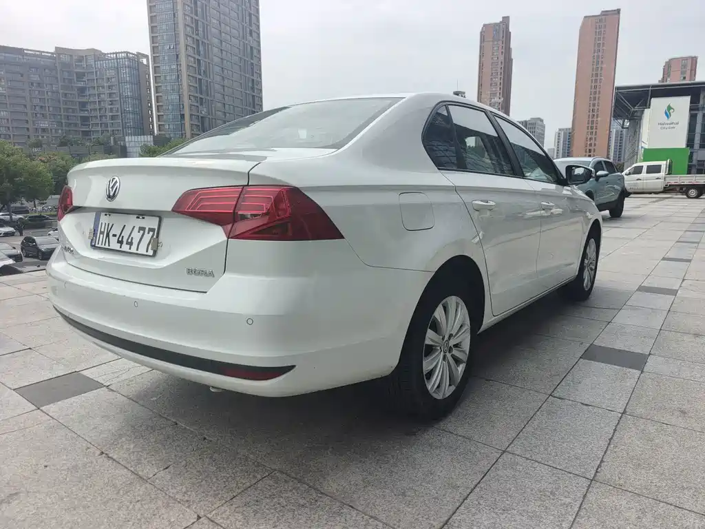 Volkswagen Bora — миниатюра 5