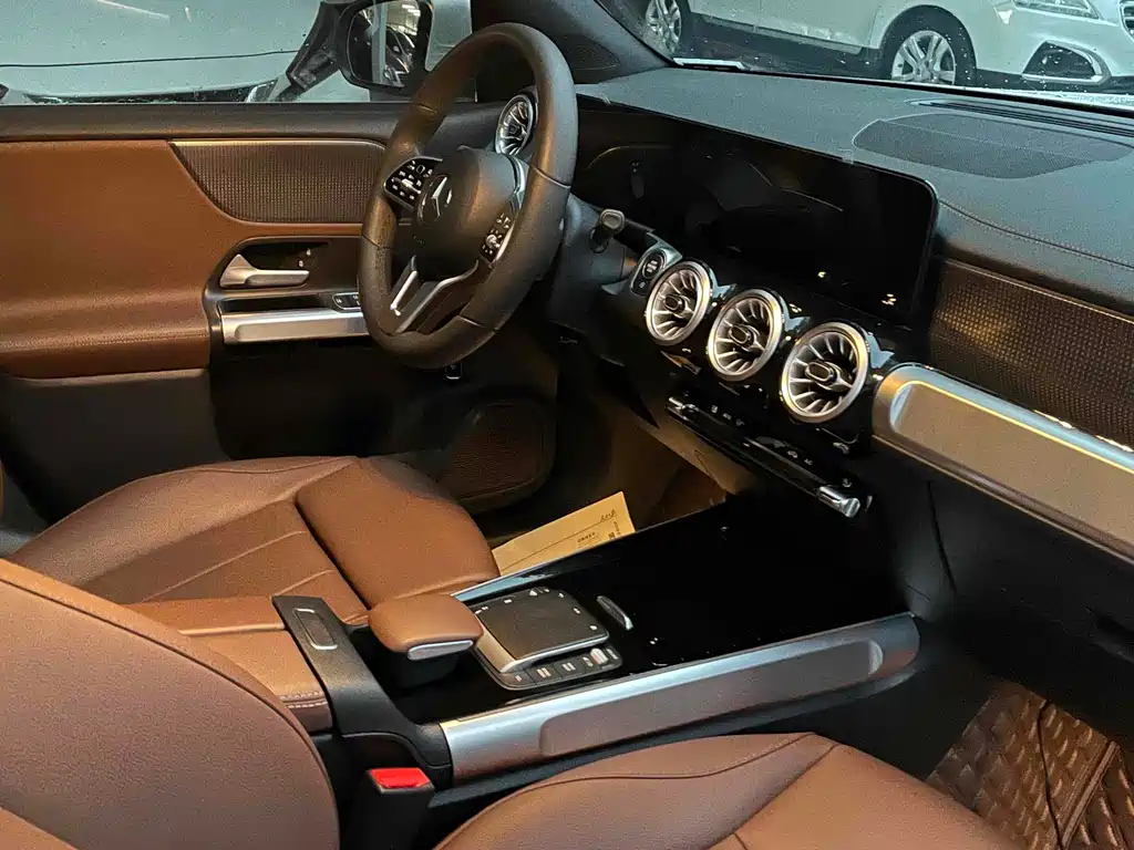 Mercedes-Benz GLB 2022 GLB 220