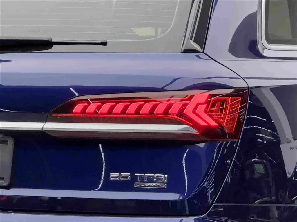 Audi Q7 2021 55 TFSI quattro S line Sport