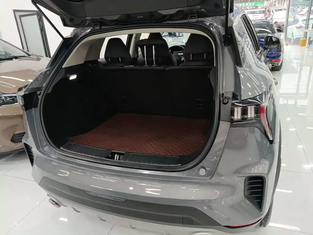 Lynk & Co 06 — миниатюра 19