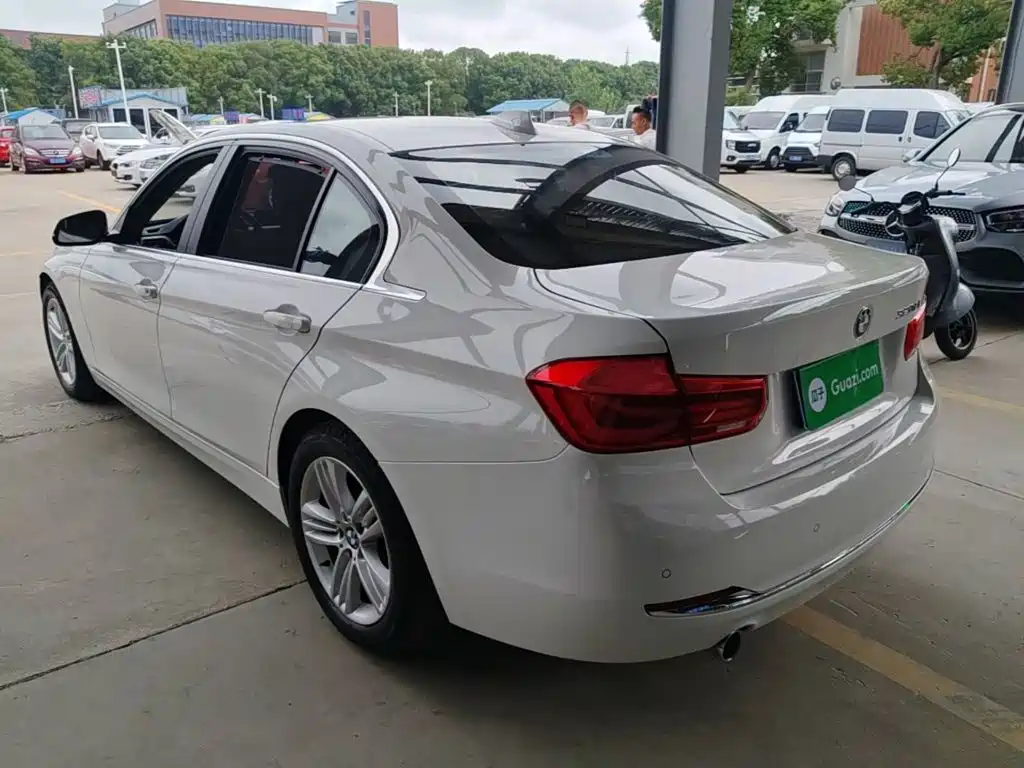 BMW 3 Series — миниатюра 5