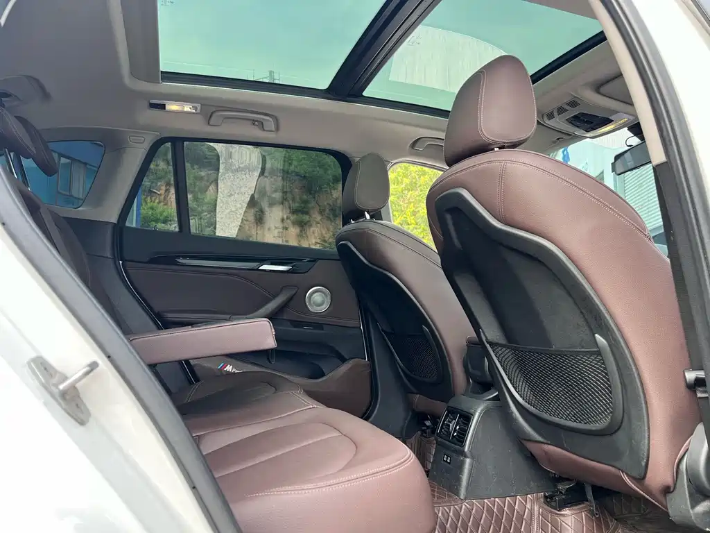 BMW X1 — миниатюра 13