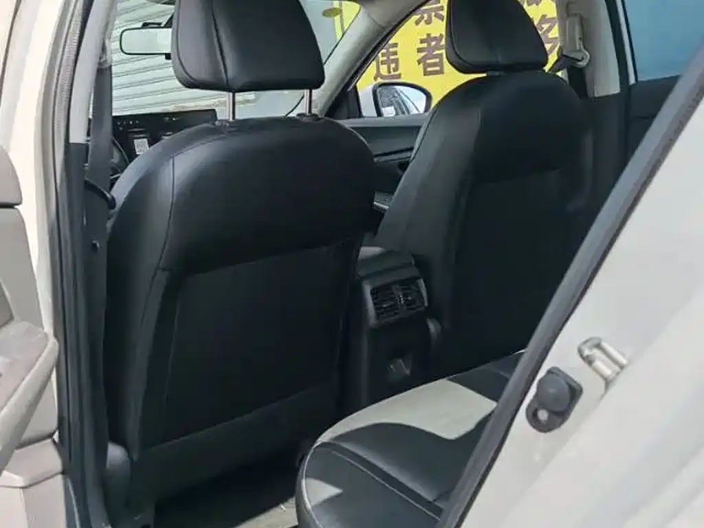 Nissan Sylphy — миниатюра 5