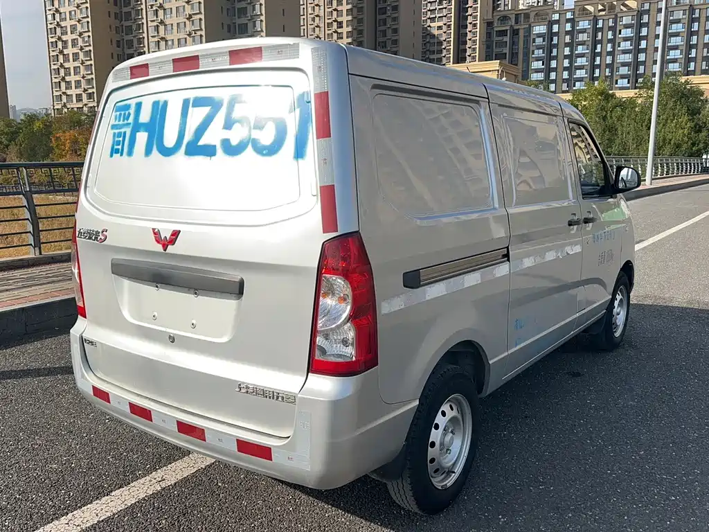 Wuling Rongguang — миниатюра 7