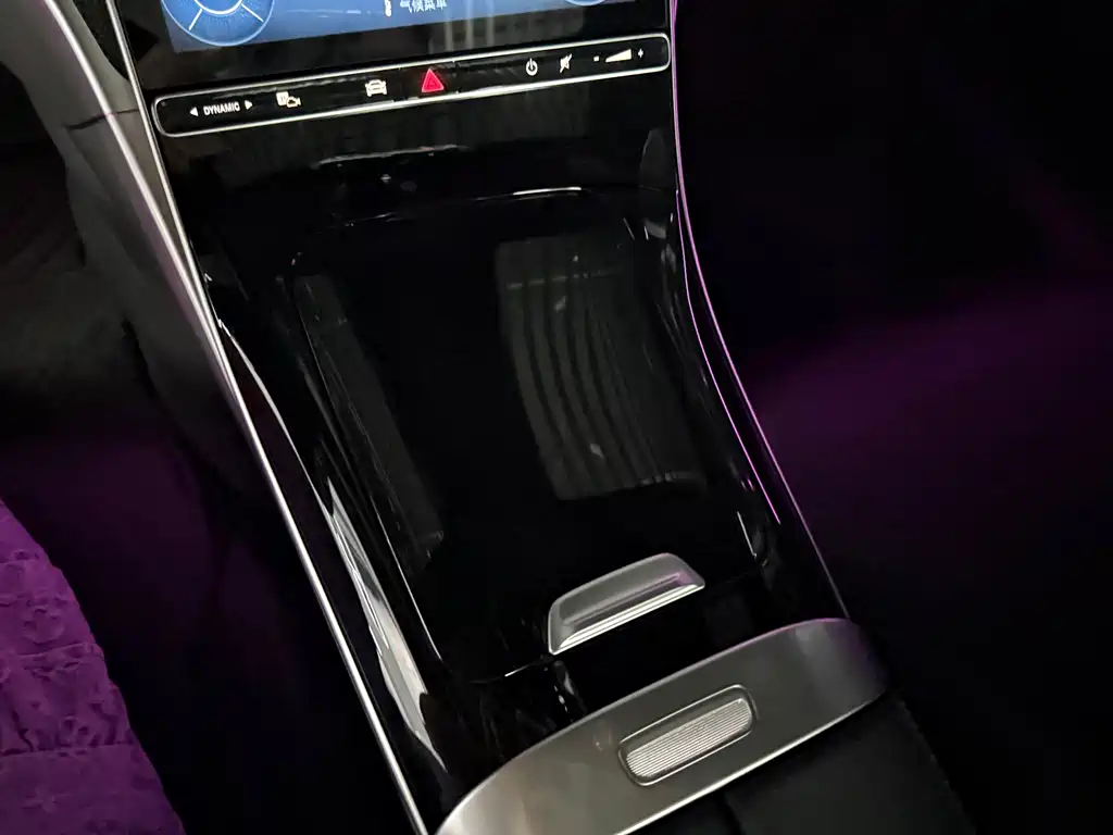 Mercedes-Benz C-Class — миниатюра 9