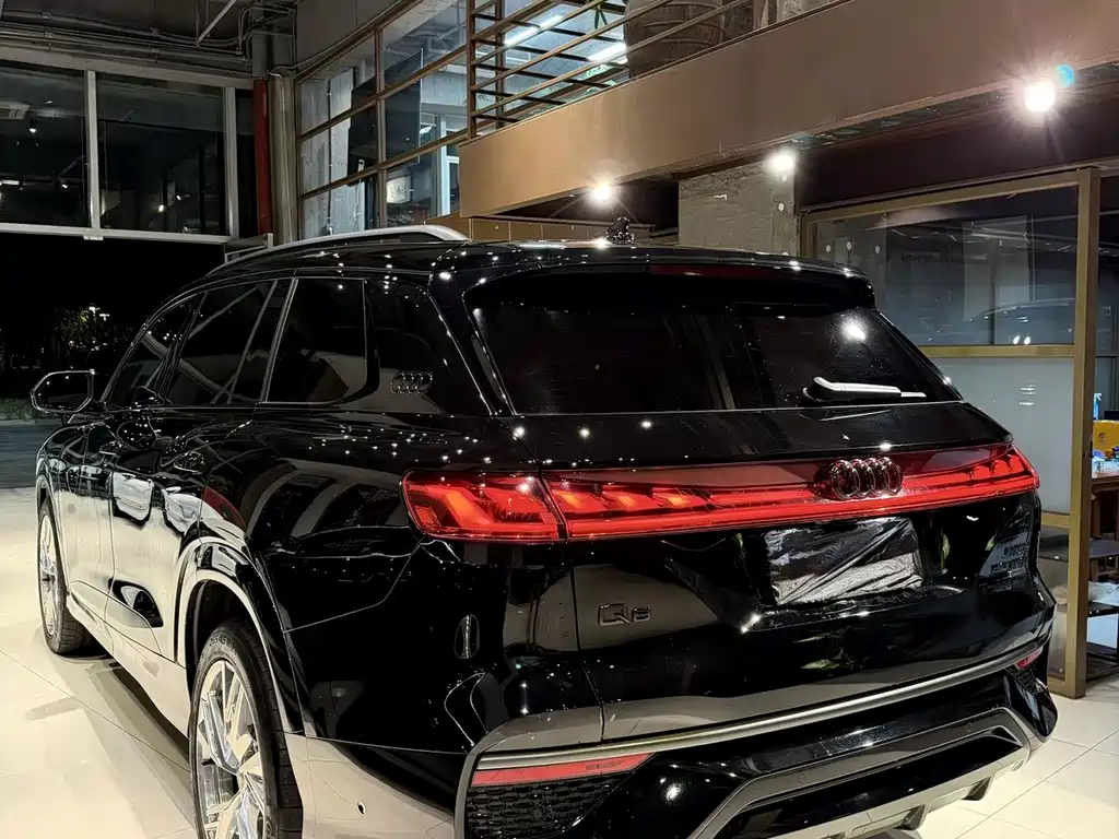 Audi Q6 — миниатюра 9