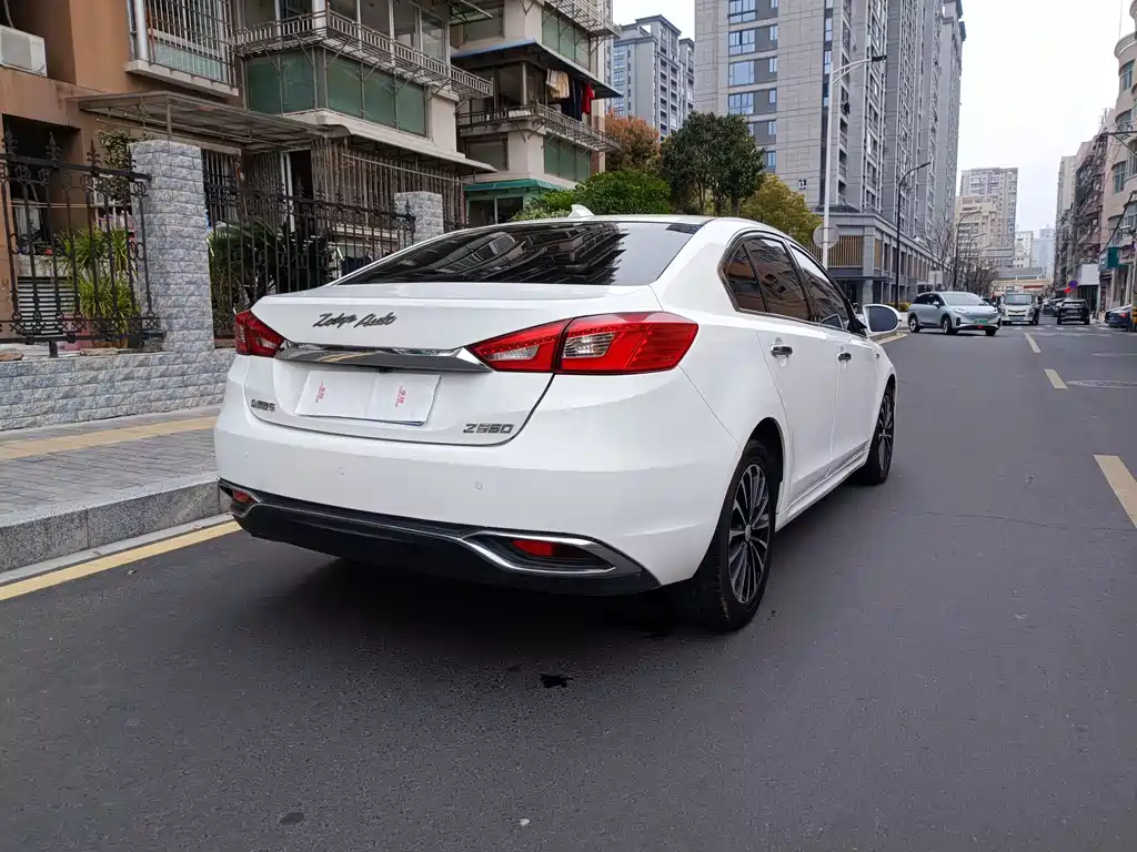 Zotye Zotye Z500 — миниатюра 6