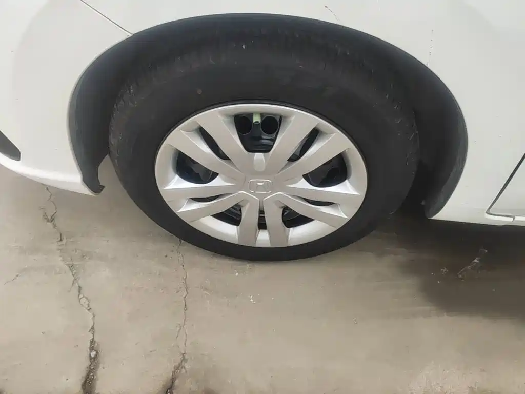 Honda Fit — миниатюра 23