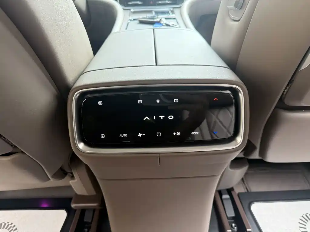 AITO AITO M9 — миниатюра 24