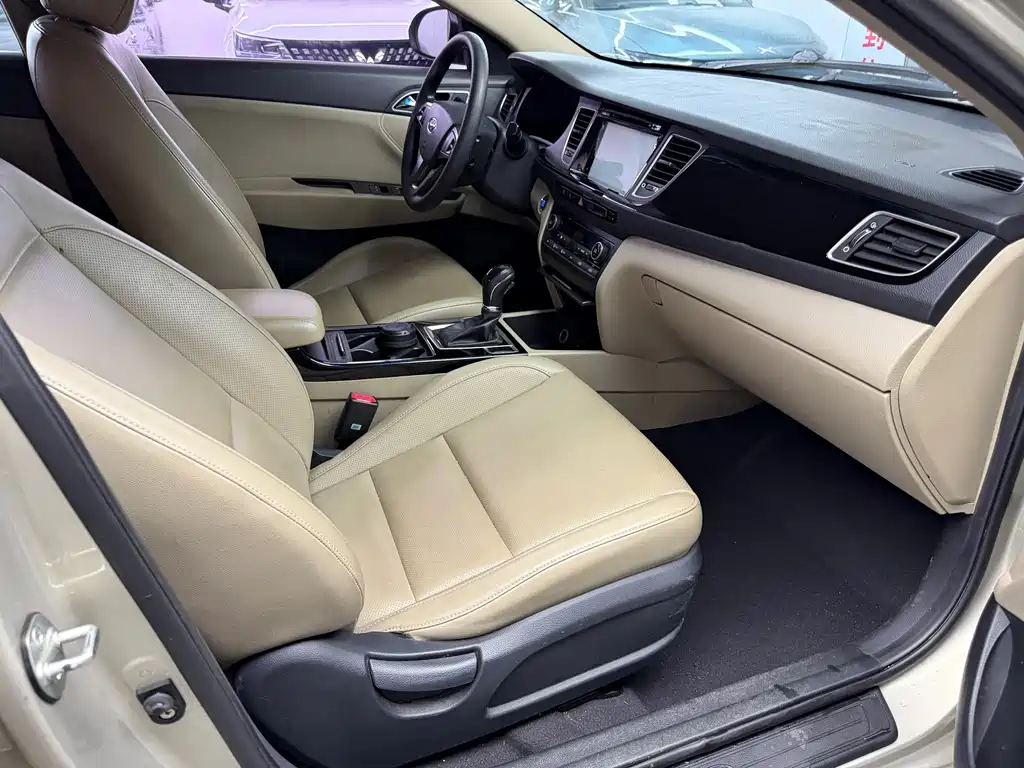 Hyundai Mistra — миниатюра 8