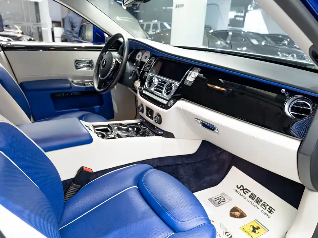 Rolls-Royce Ghost 6.6T Extended Edition, фото 5