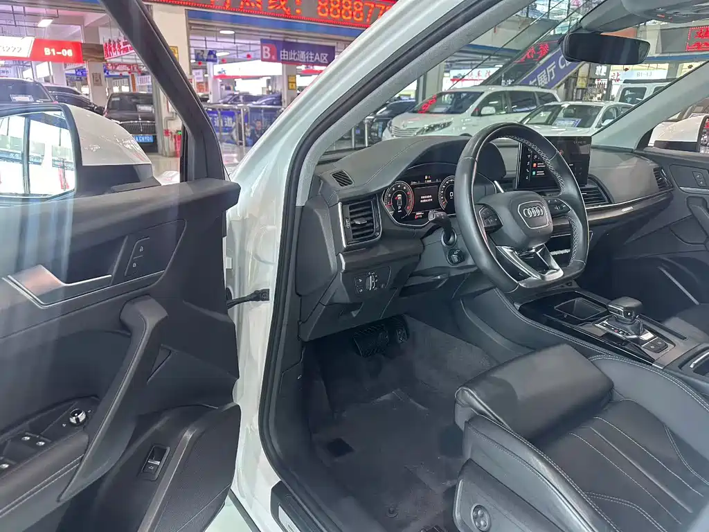 Audi Q5L — миниатюра 4
