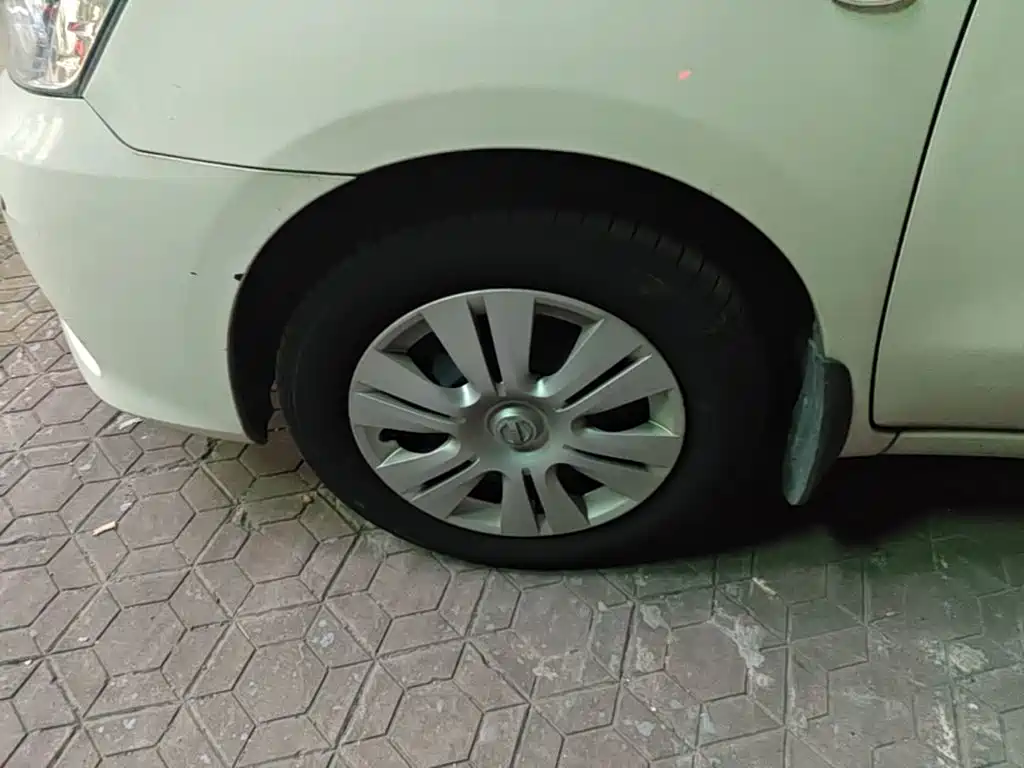 Nissan Livina — миниатюра 23